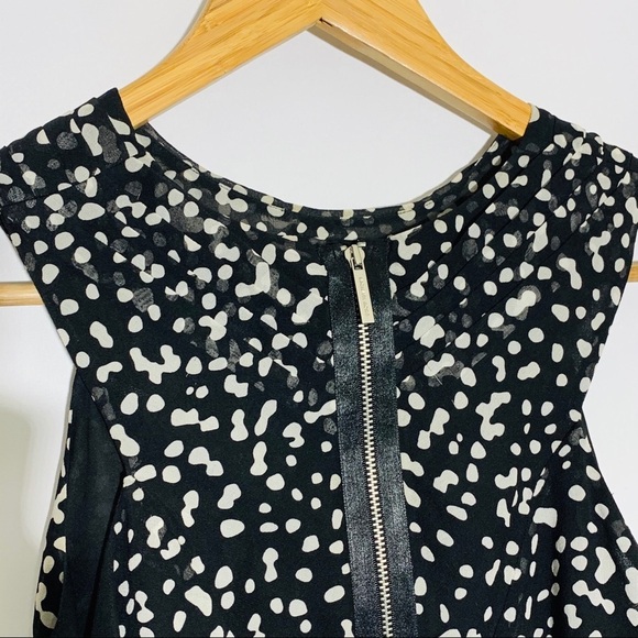 MICHAEL Michael Kors // Silk Black and White Sleeveless Top - Picture 4 of 6